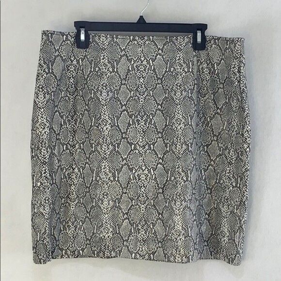 PLUS SIZE Vintage Venezia Jeans polyurethane/vegan leather pencil skirt - Picture 1 of 6